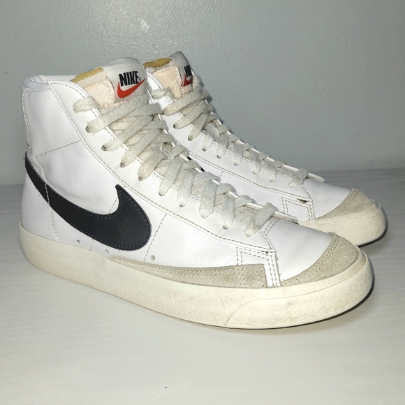 🎀 Nike Blazer Mid 77 Vintage White Black 6.5 W - Picture 2 of 13